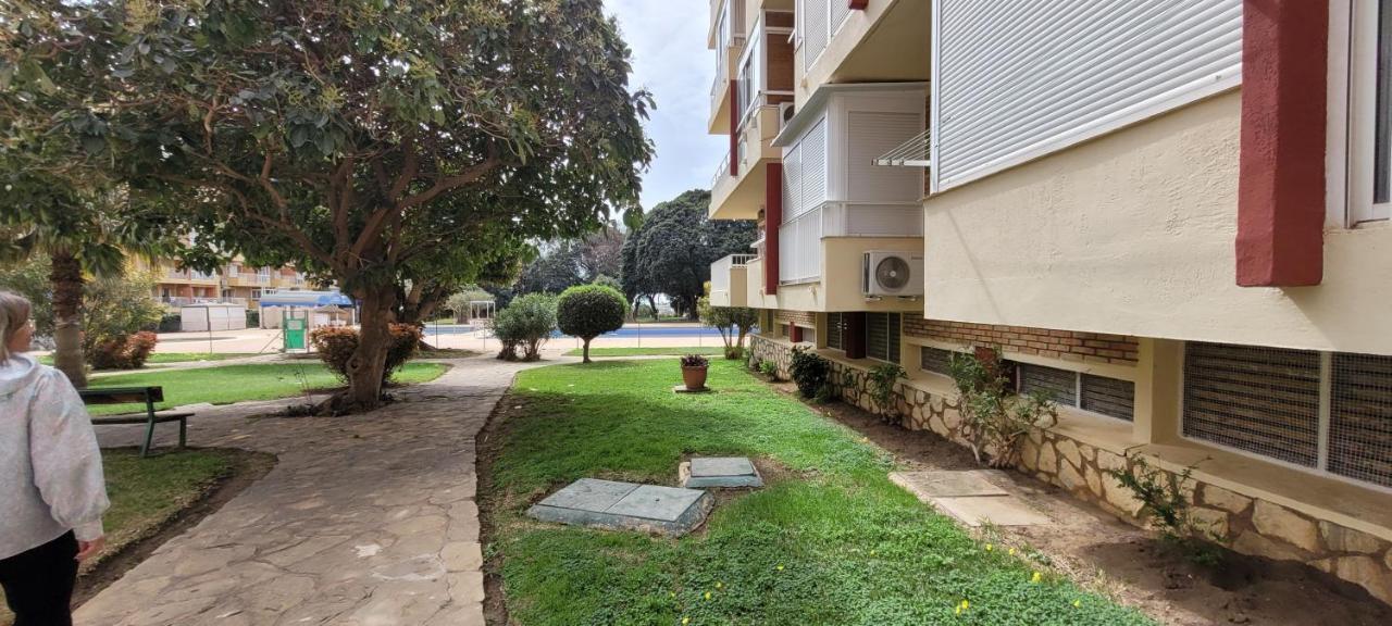 Studio Touristique Iris Lägenhet Benalmádena Exteriör bild