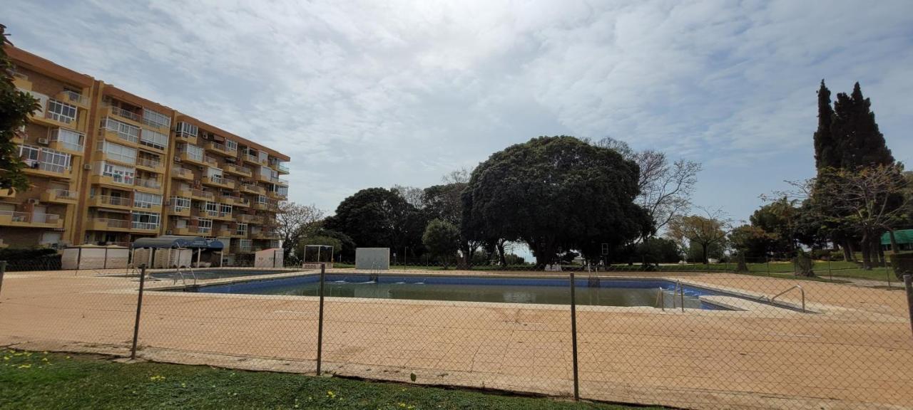 Studio Touristique Iris Lägenhet Benalmádena Exteriör bild